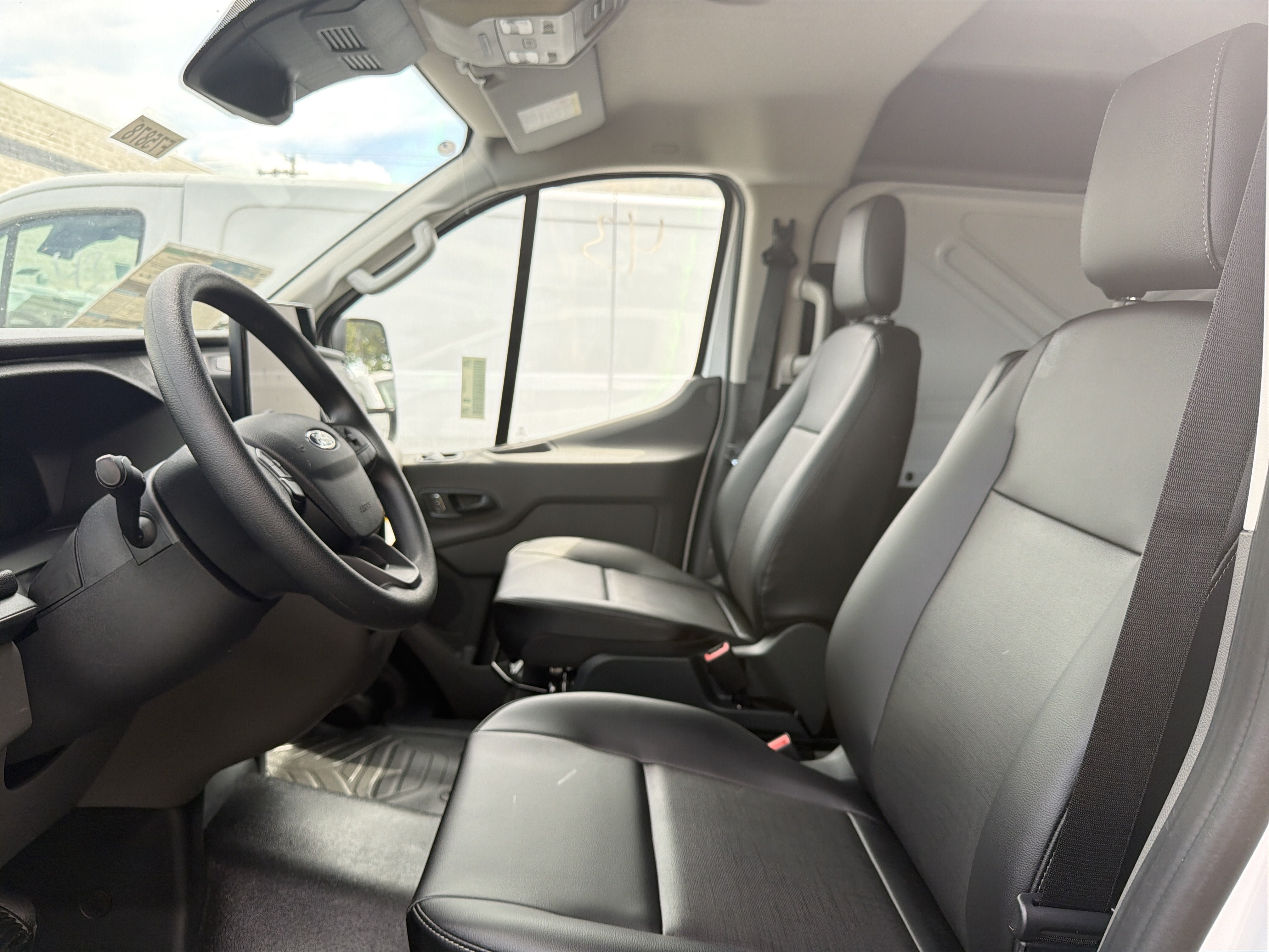New 2026 Ford Transit 150 Low Roof RWD image 8
