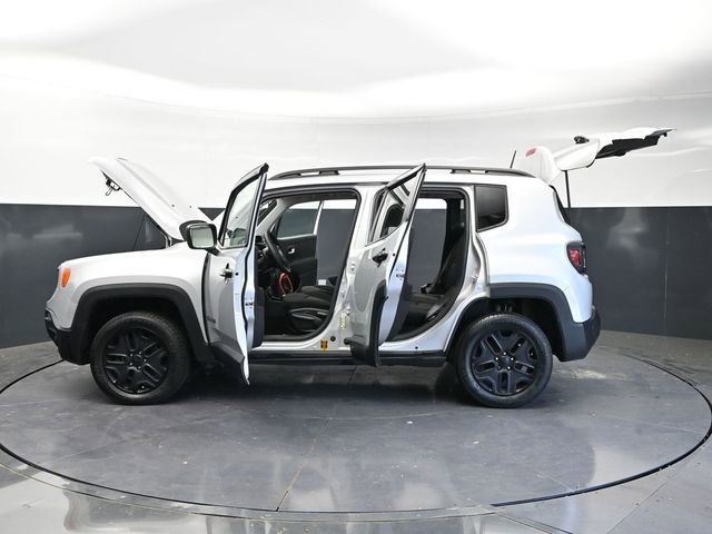 Used 2019 Jeep Renegade Sport image 39