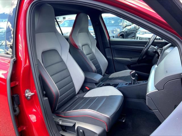 Used 2022 Volkswagen GTI SE FWD image 17