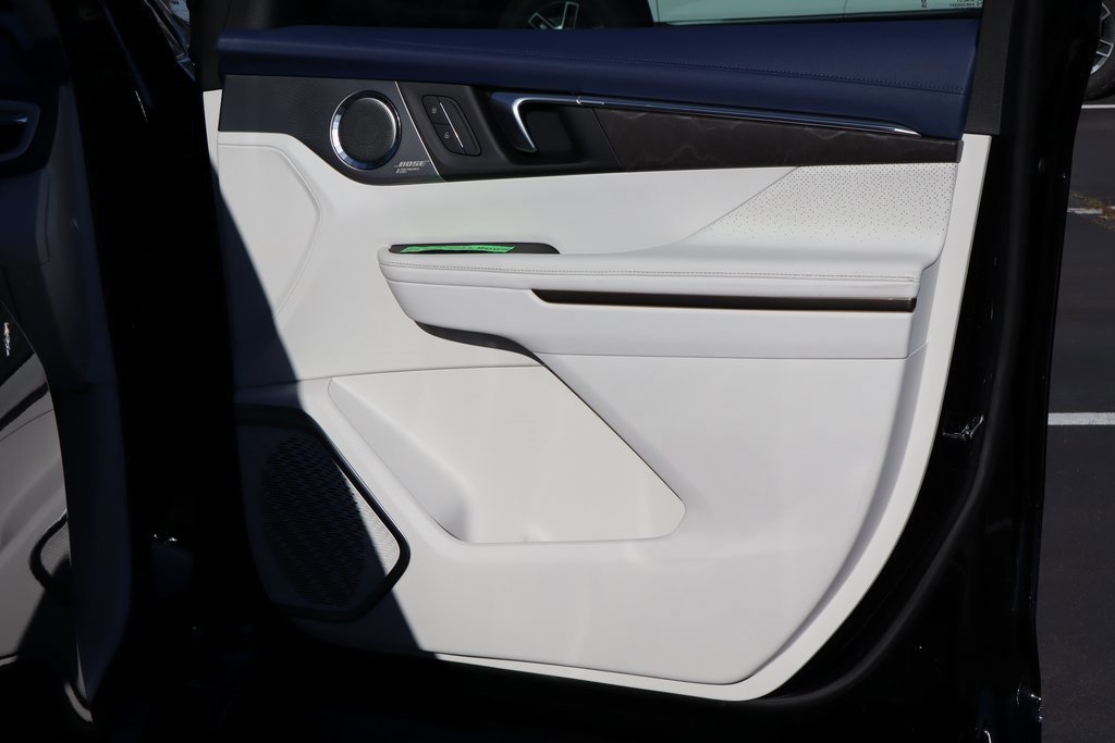 New 2026 Buick Enclave Avenir w/ Super Cruise Package image 28