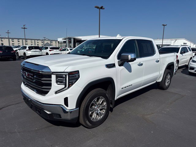 Used 2025 GMC Sierra 1500 SLT AWD/4WD image 2