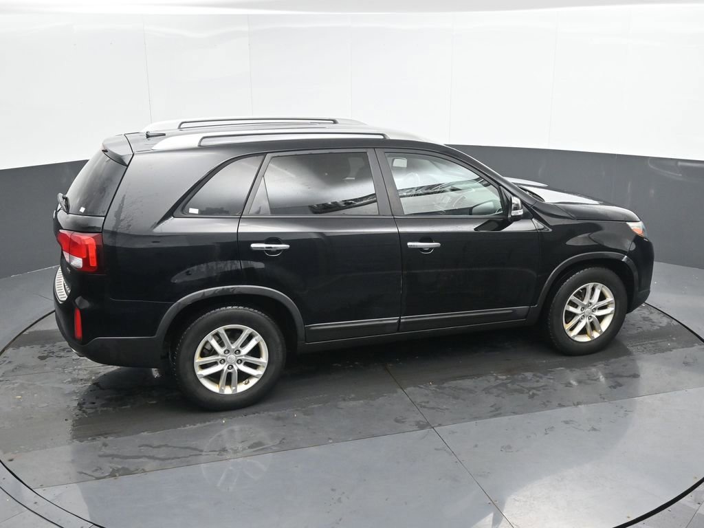 Used 2015 Kia Sorento LX image 35