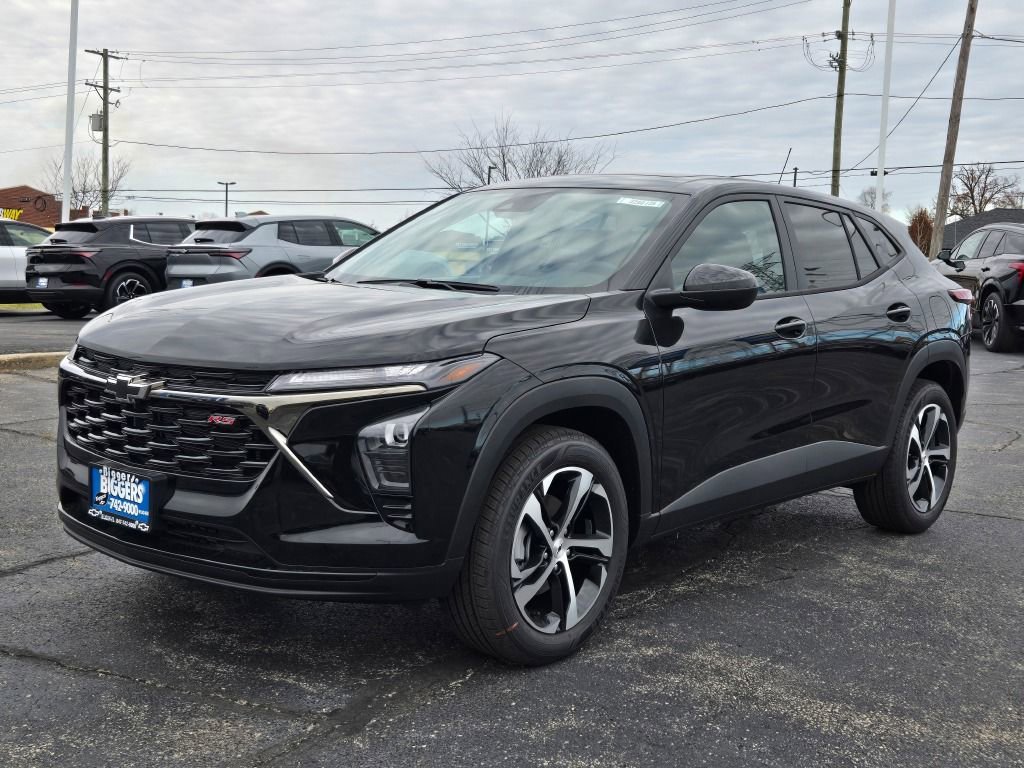 New 2026 Chevrolet Trax RS w/ Sunroof Package image 3