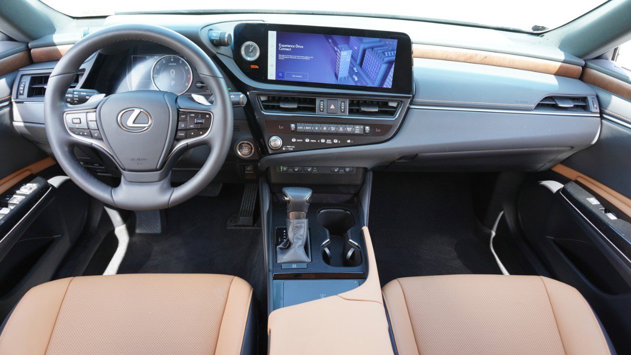 Used 2024 Lexus ES 350 w/ Premium Package image 26