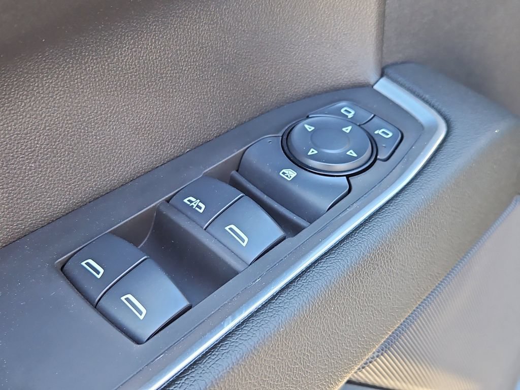 Certified 2025 Chevrolet Silverado 1500 LT AWD/4WD image 26