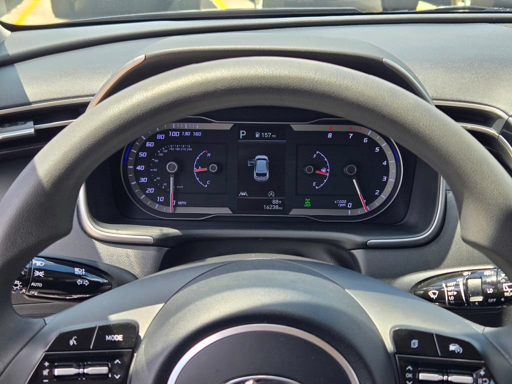 Certified 2023 Hyundai Tucson SE AWD/4WD image 39