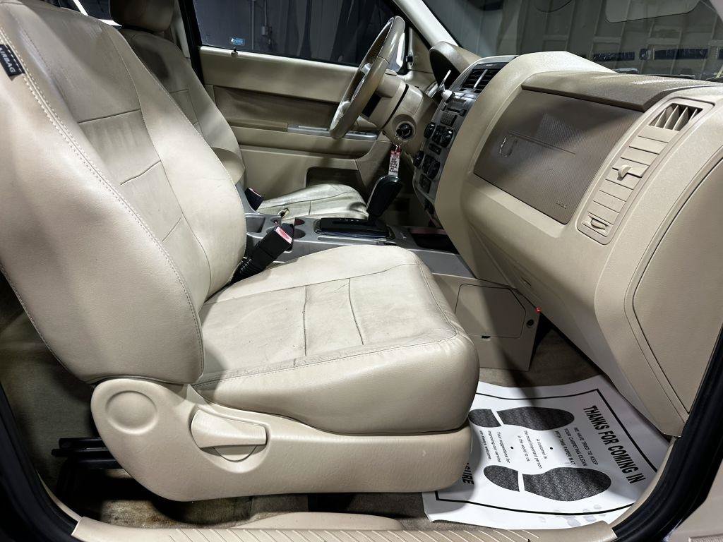 Used 2012 Ford Escape XLT FWD image 41