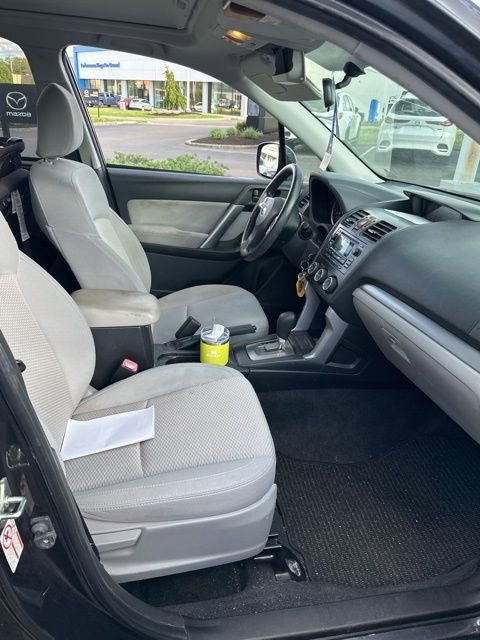 Used 2014 Subaru Forester 2.5i Premium AWD/4WD image 3