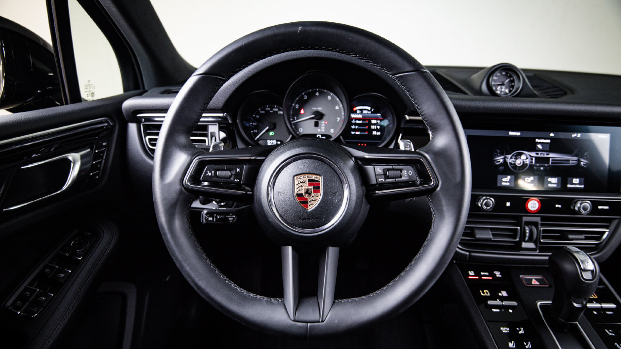 Certified 2026 Porsche Macan S AWD/4WD image 26