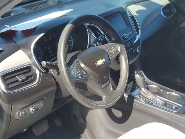 Used 2020 Chevrolet Equinox LS w/ LS Convenience Package image 9