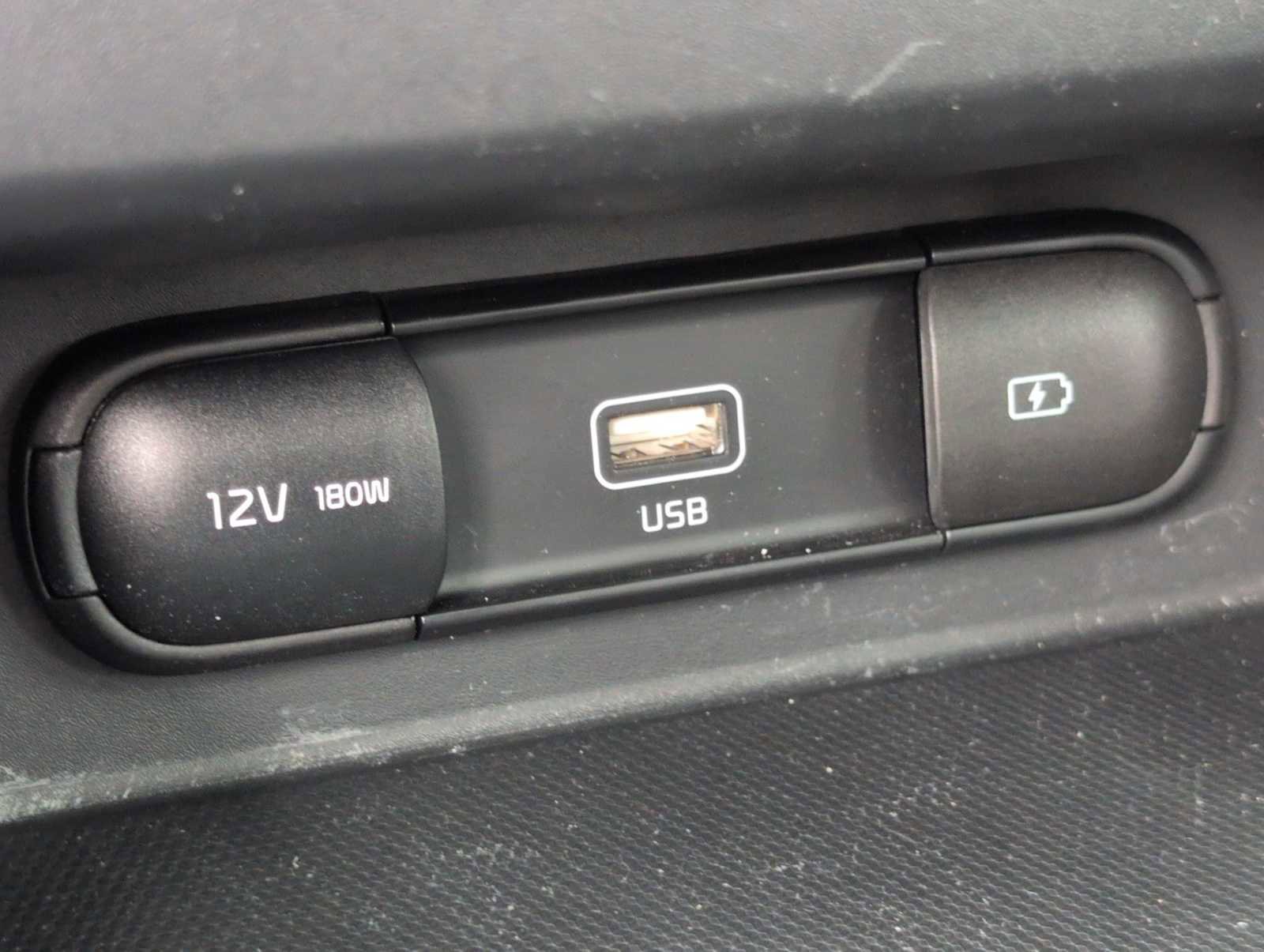 Used 2023 Kia Seltos SX w/ SX Sunroof Package image 31