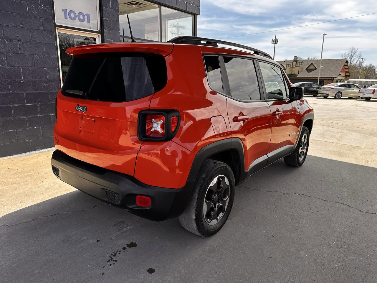 Used 2017 Jeep Renegade Sport w/ Power & Air Group image 8