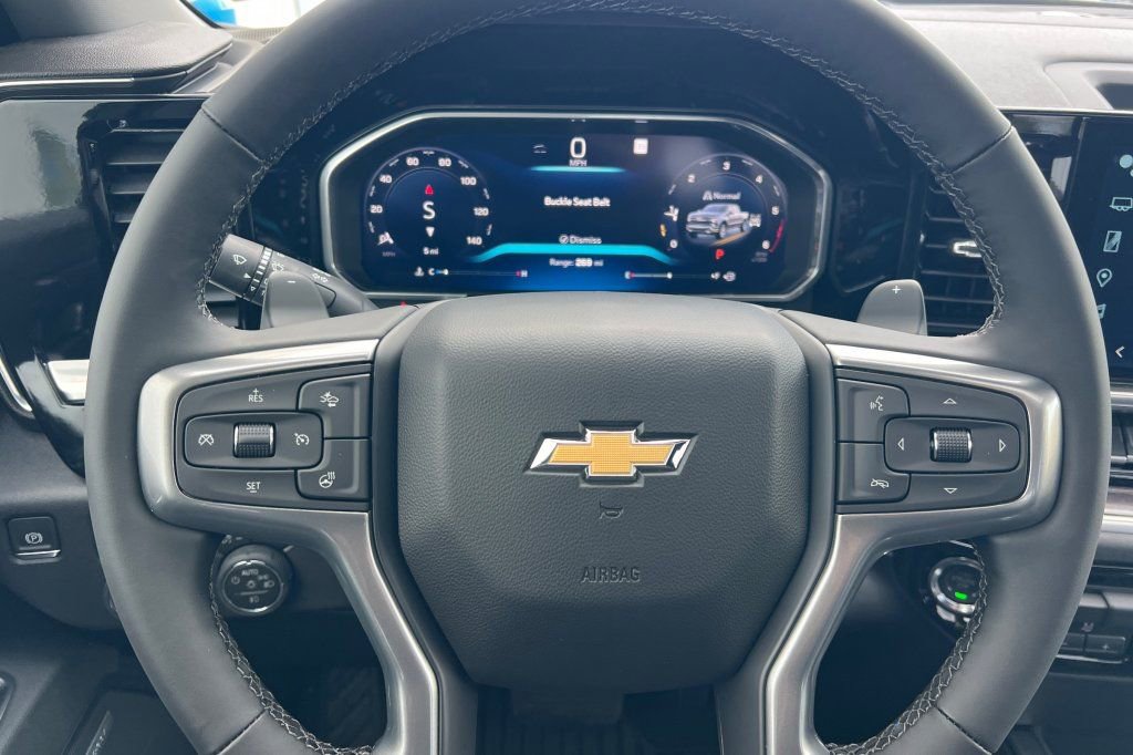 New 2026 Chevrolet Silverado 1500 LTZ w/ LTZ Premium Package AWD/4WD image 19