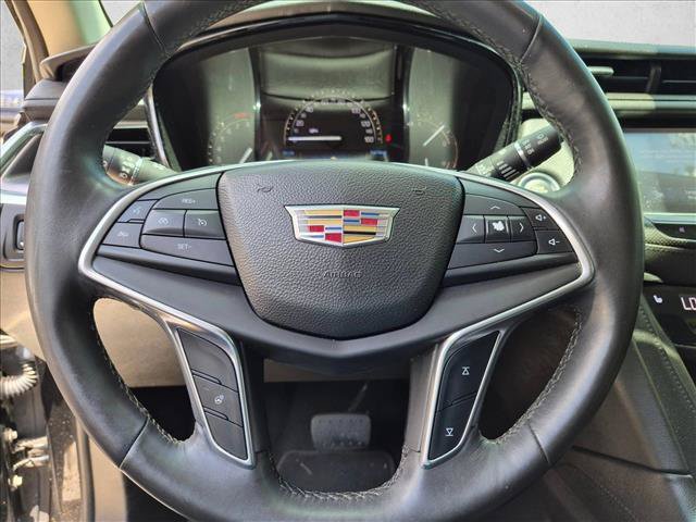 Used 2017 Cadillac XT5 Luxury FWD image 11