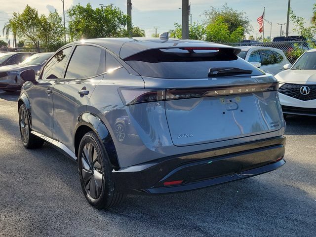 Used 2024 Nissan Ariya AWD image 3
