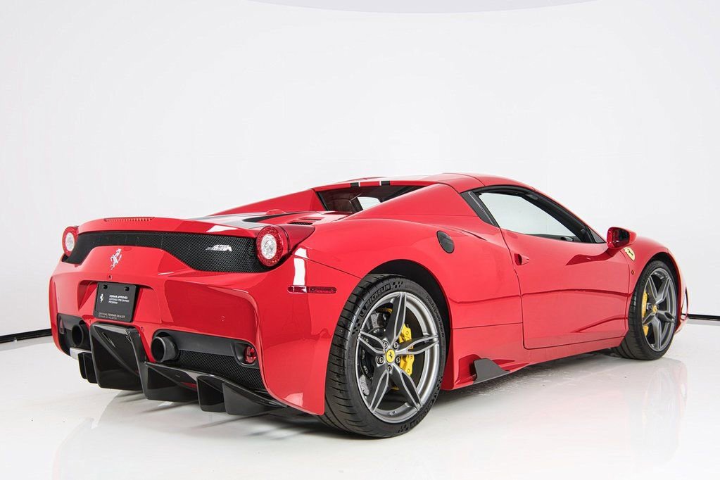 Used 2015 Ferrari 458 Speciale A image 30