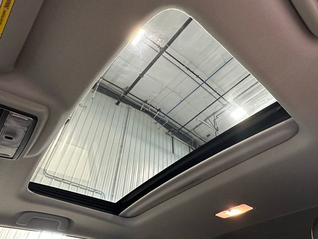 Used 2022 Toyota 4Runner SR5 Premium image 25