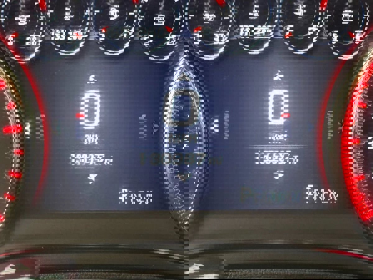 Used 2015 GMC Yukon Denali w/ Premium Package image 17