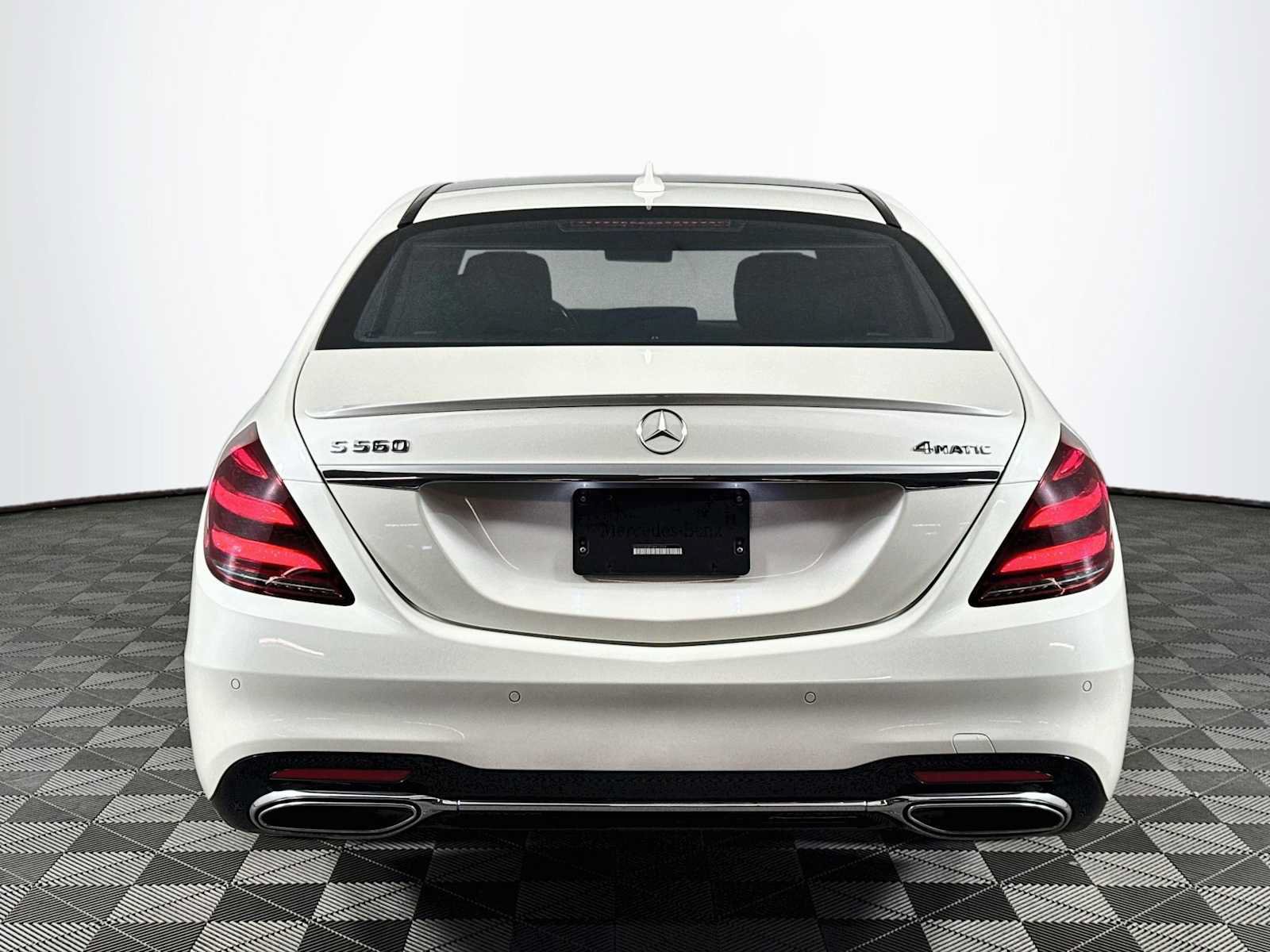 Used 2018 Mercedes-Benz S 560 4MATIC Sedan image 6