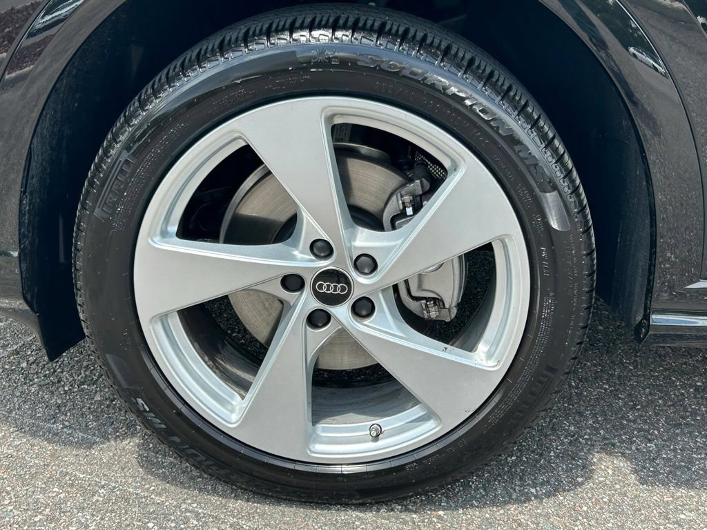 Used 2025 Audi Q5 Premium Plus AWD/4WD image 42