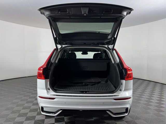 Used 2023 Volvo XC60 B5 Ultimate w/ Climate Package image 43