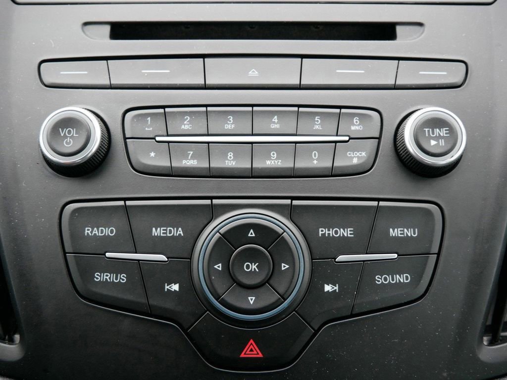 Used 2017 Ford C-MAX SE image 22