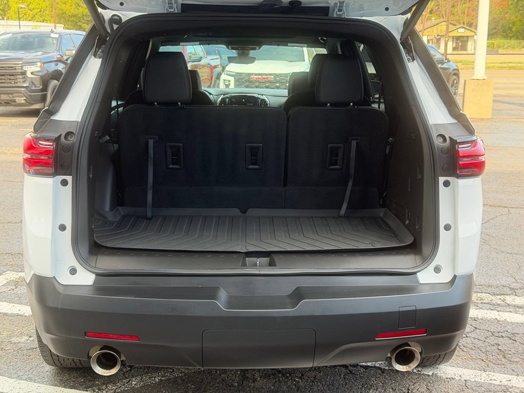 Used 2023 Chevrolet Traverse RS AWD/4WD image 8