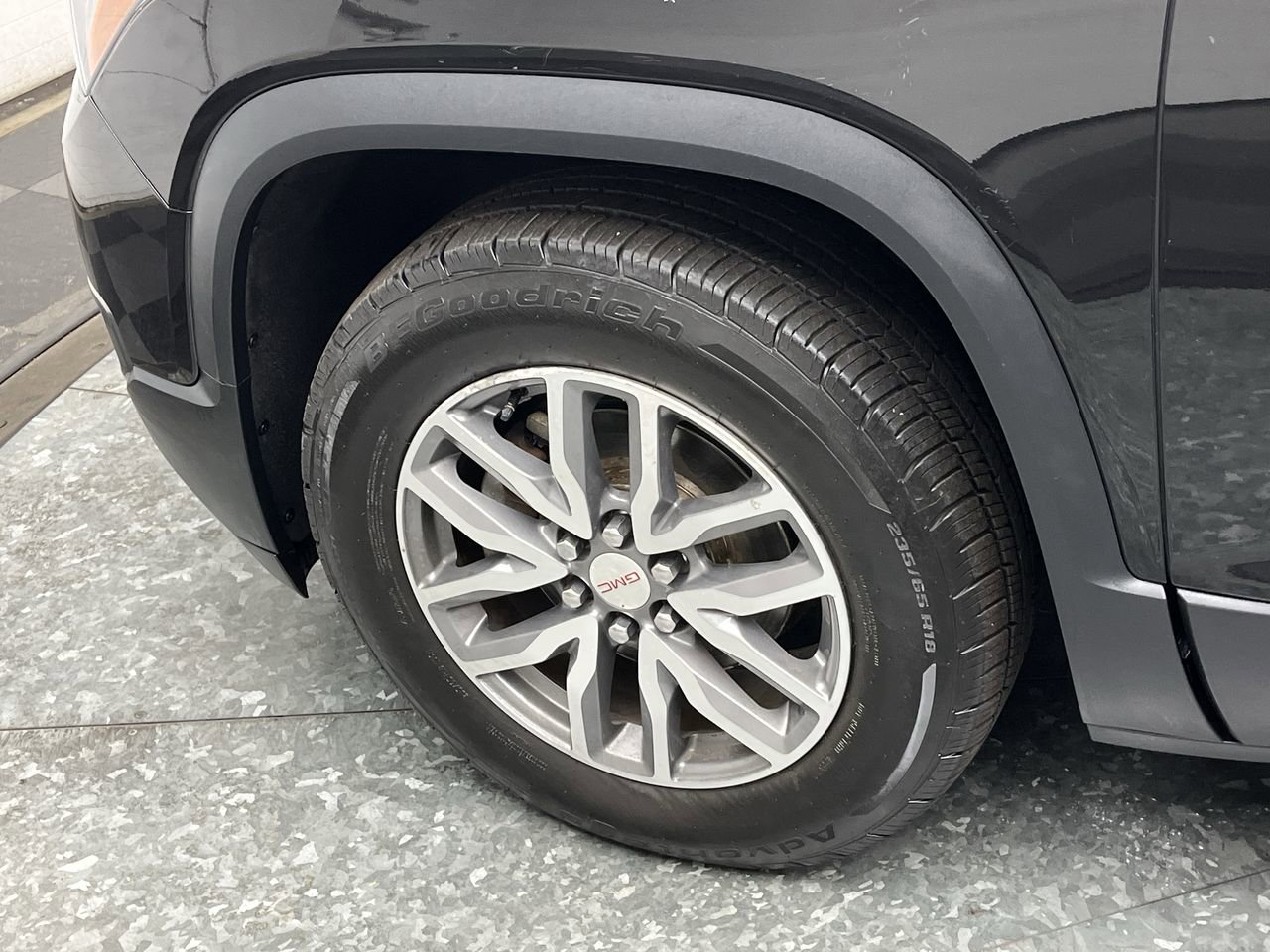 Used 2017 GMC Acadia SLE w/ Driver Alert Package I AWD/4WD image 31