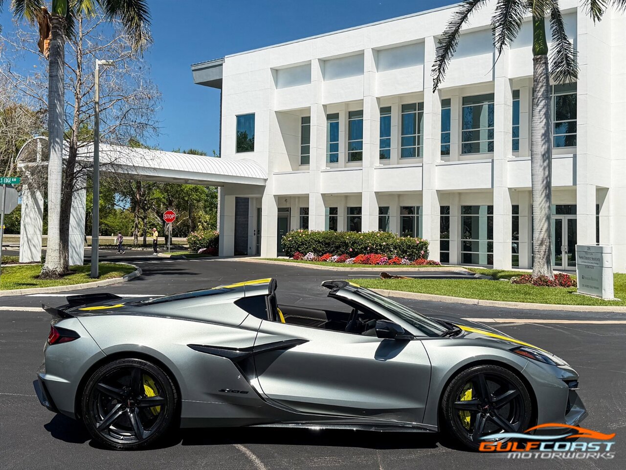 Used 2024 Chevrolet Corvette Z06 w/ Stealth Interior Trim Package RWD image 66