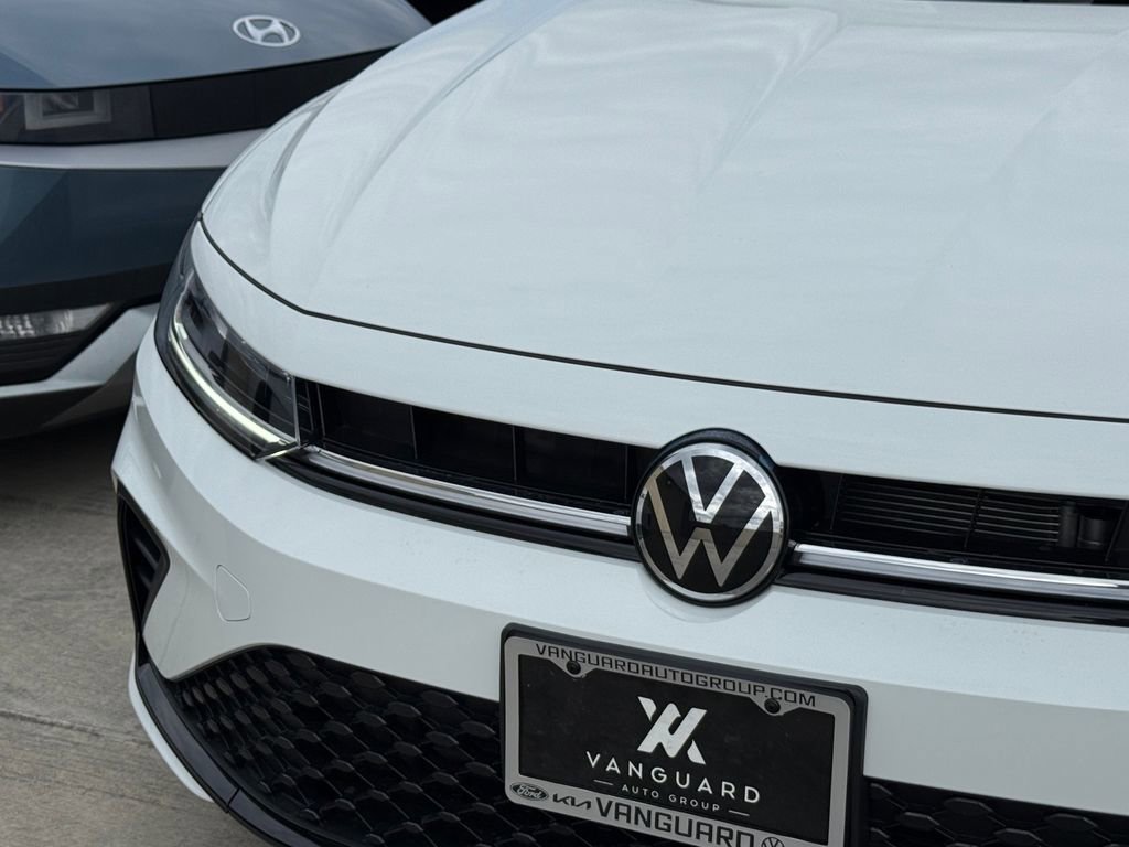 New 2026 Volkswagen Jetta Sport image 4