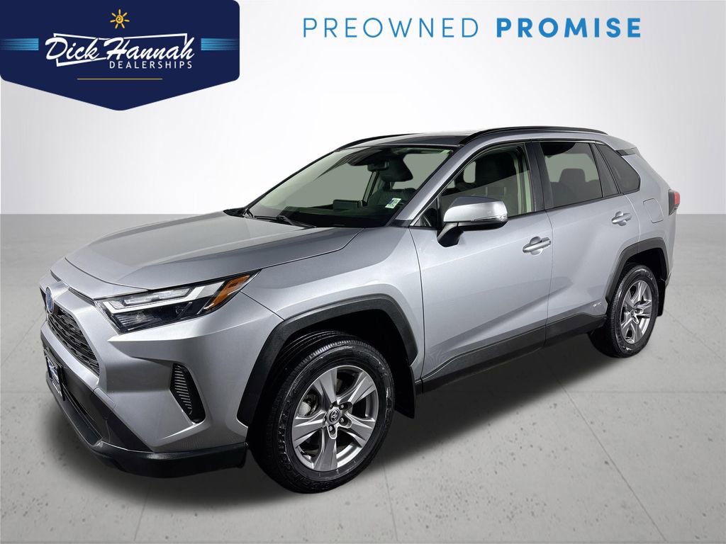 Used 2024 Toyota RAV4 XLE image 1