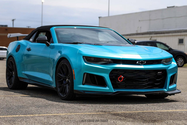 Used 2019 Chevrolet Camaro ZL1 RWD image 18