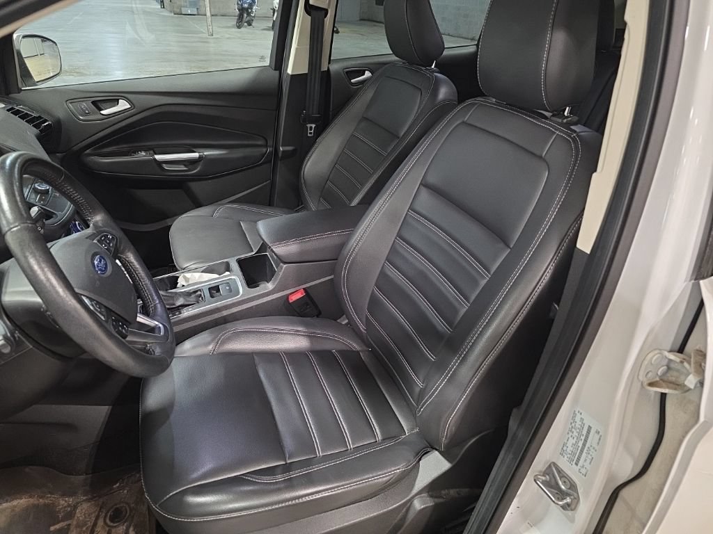 Used 2019 Ford Escape SEL AWD/4WD image 13