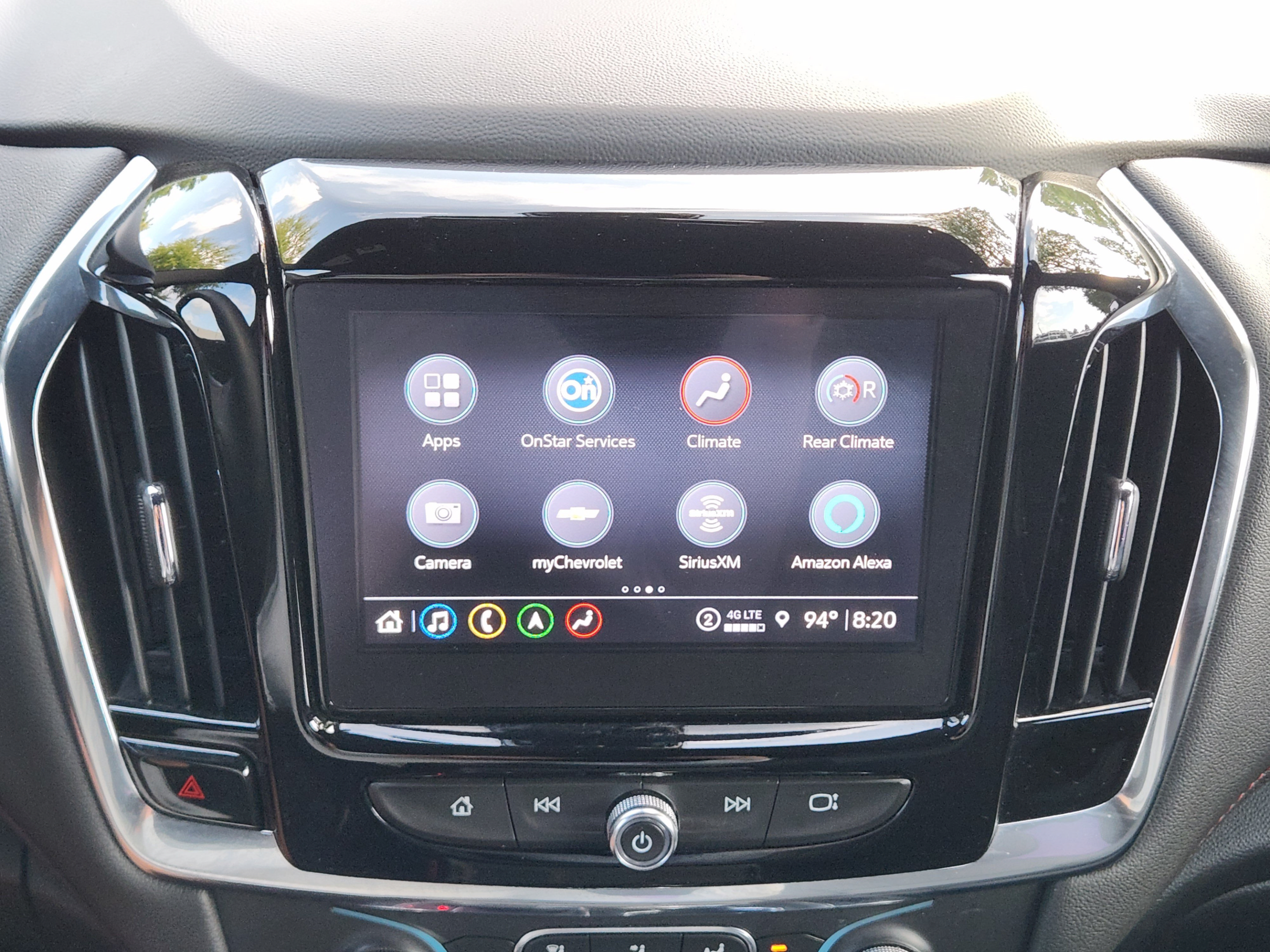 Used 2023 Chevrolet Traverse RS FWD image 9