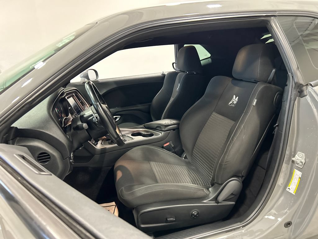 Used 2019 Dodge Challenger R/T Scat Pack w/ Driver Convenience Group RWD image 15