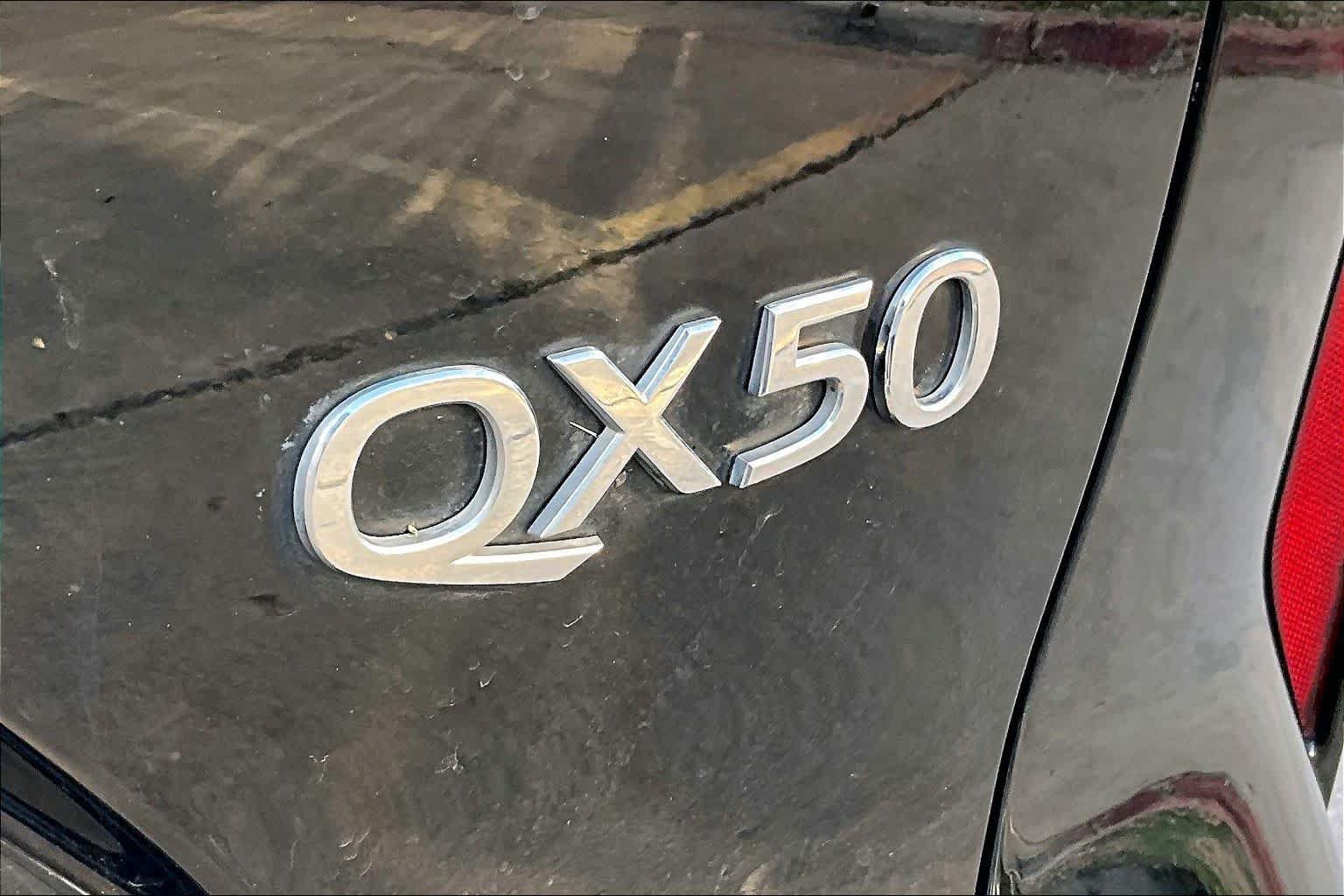 Used 2022 INFINITI QX50 Luxe w/ Cargo Package FWD image 10