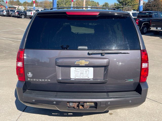 Used 2010 Chevrolet Suburban LT AWD/4WD image 6