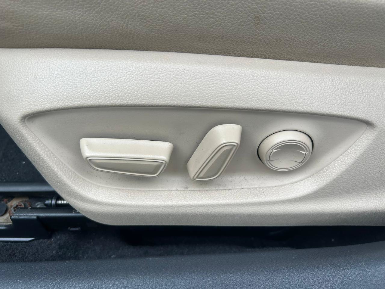 Used 2019 Toyota Camry XLE w/ Driver Assist Package FWD image 10
