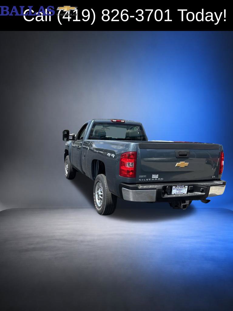Used 2012 Chevrolet Silverado 2500 W/T AWD/4WD image 3