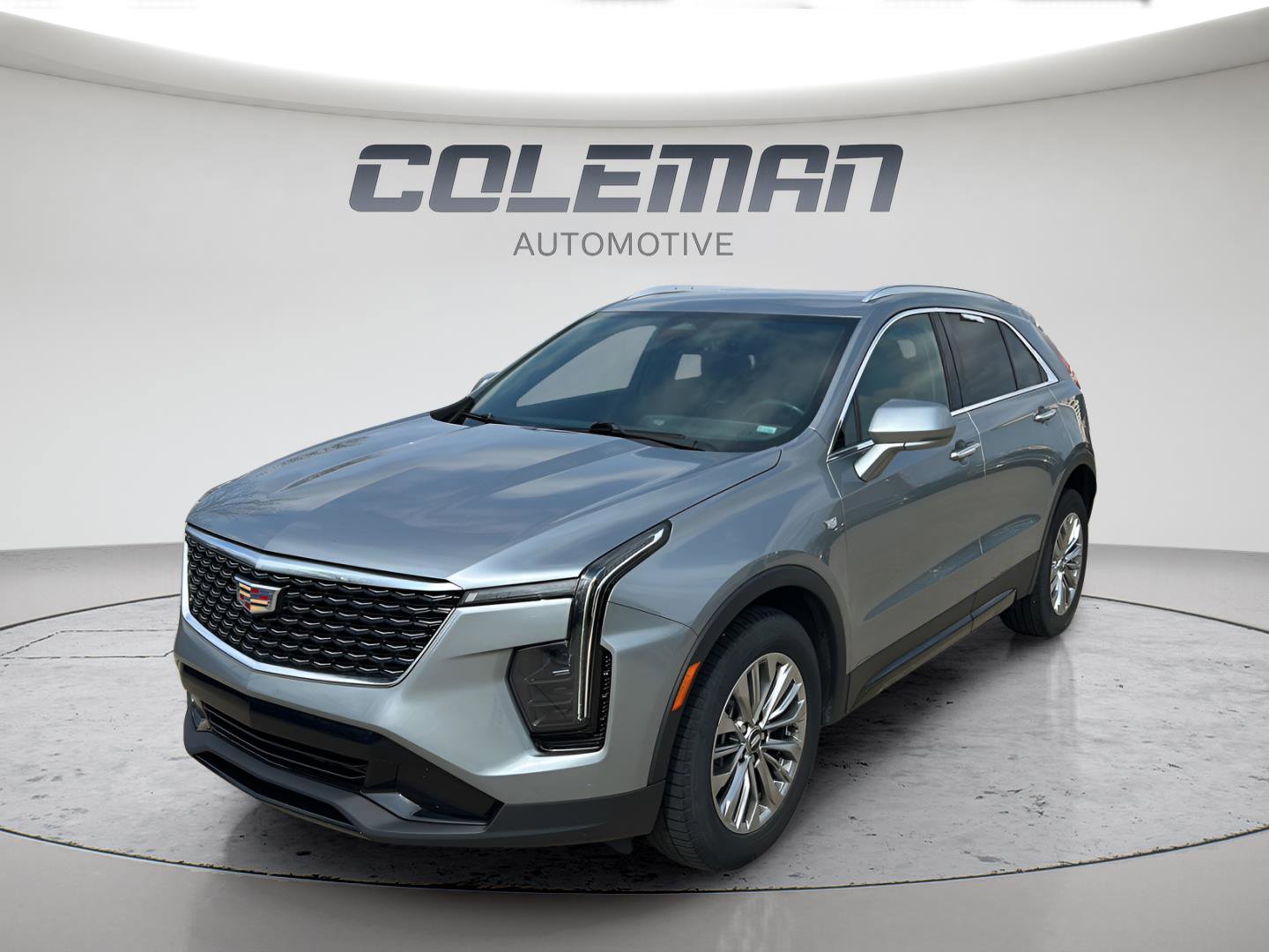 Used 2024 Cadillac XT4 Premium Luxury FWD image 1