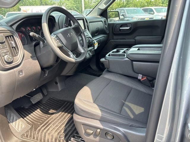 Used 2026 Chevrolet Silverado 1500 Custom Trail Boss AWD/4WD image 18