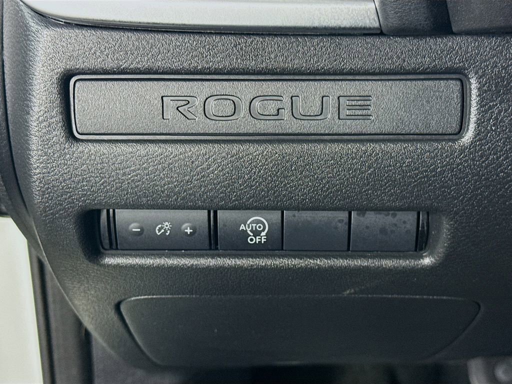 Certified 2024 Nissan Rogue S image 18