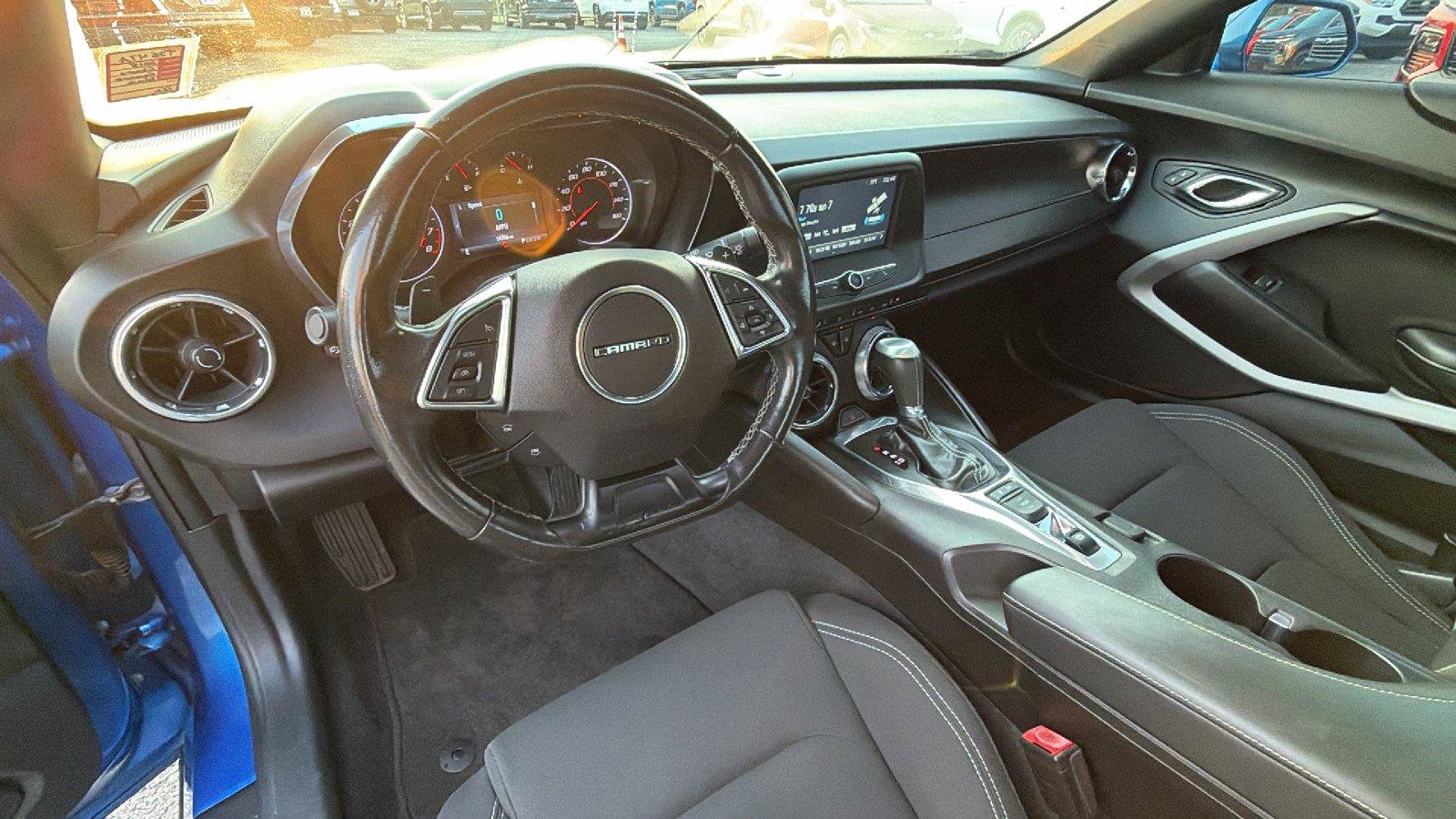 Used 2018 Chevrolet Camaro LT RWD image 3
