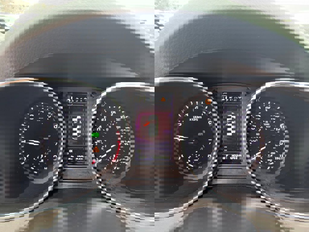 Used 2017 Hyundai Santa Fe Sport image 20