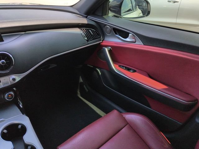 Used 2021 Kia Stinger GT1 RWD image 16