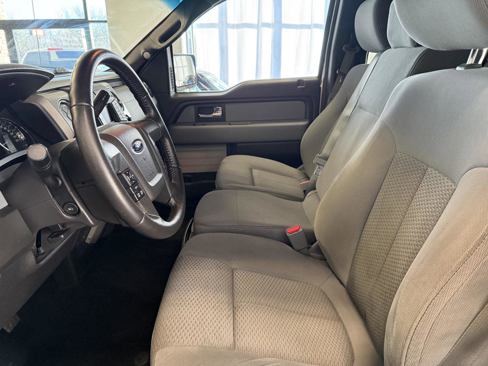 Used 2014 Ford F150 XLT w/ Equipment Group 302A Luxury image 16