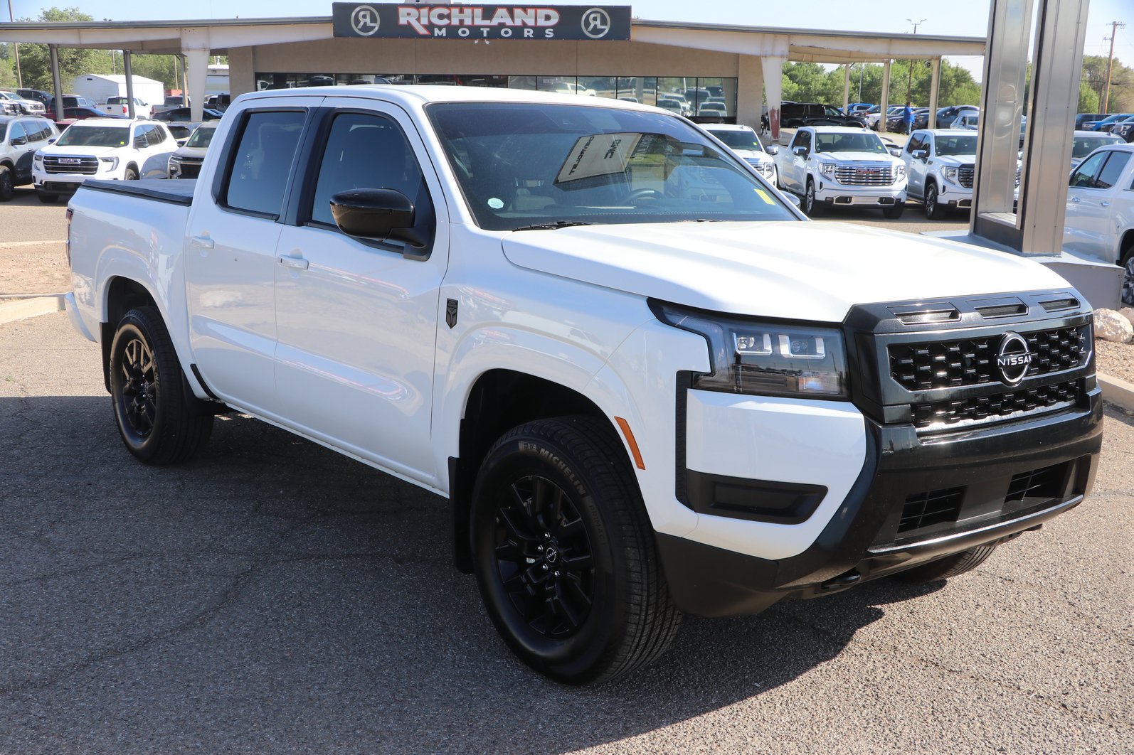 Used 2026 Nissan Frontier SV w/ SV Convenience Package AWD/4WD image 1