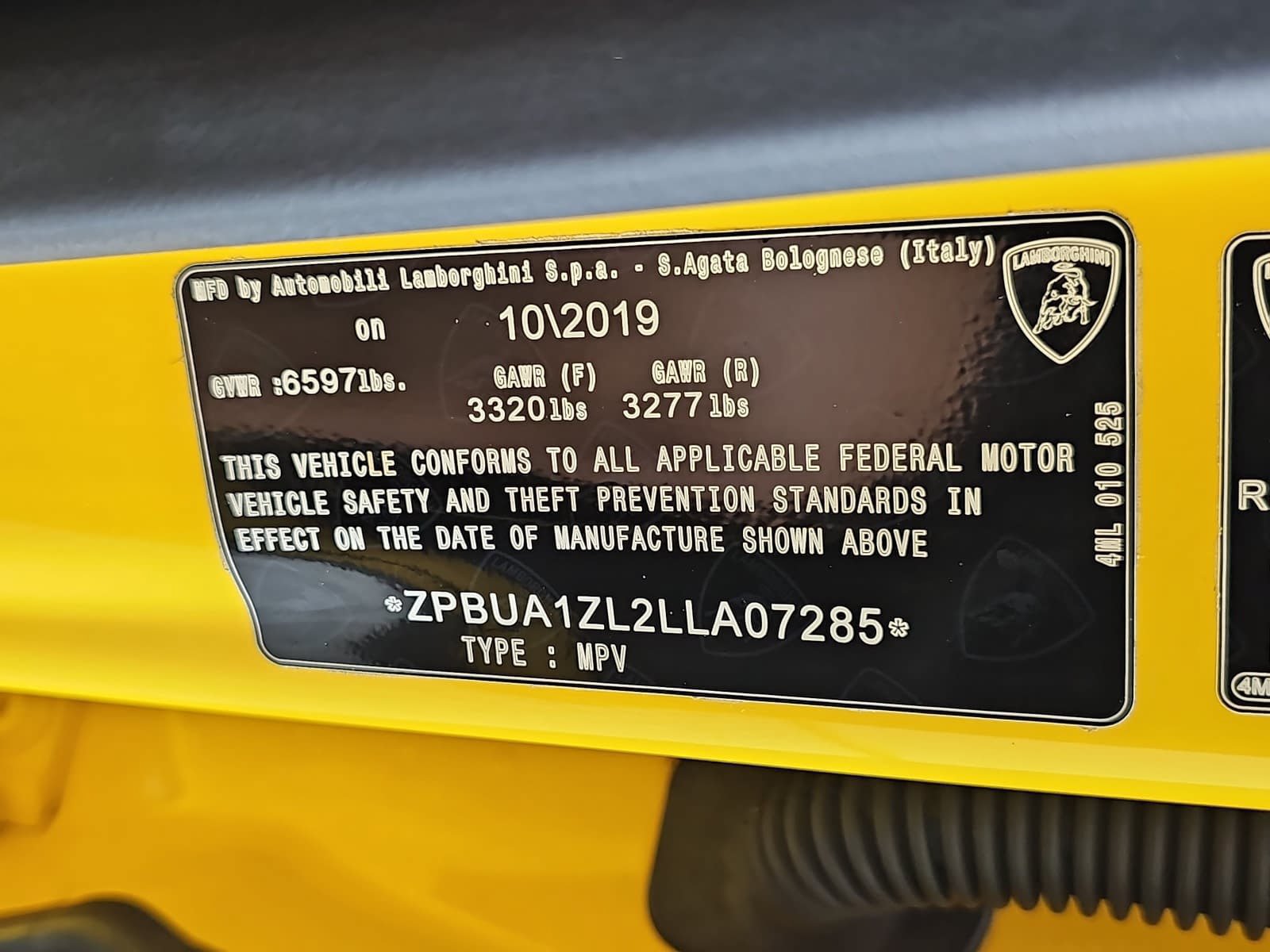 Used 2020 Lamborghini Urus AWD/4WD image 31