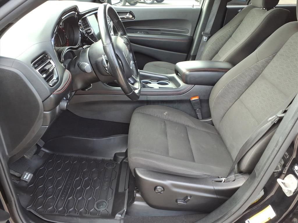 Used 2023 Dodge Durango GT image 10