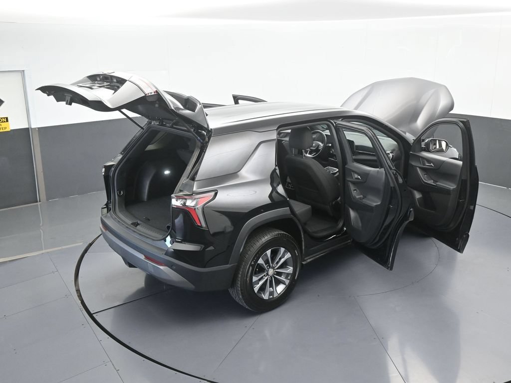 Used 2026 Chevrolet Equinox LT FWD image 63